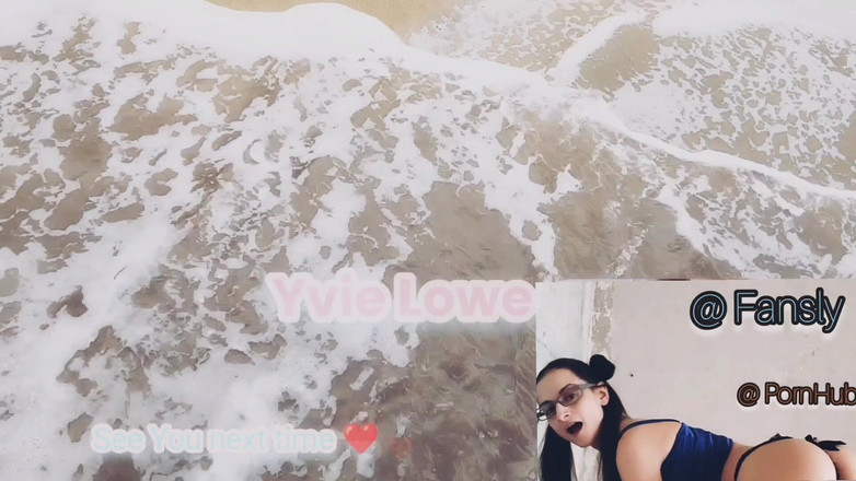 Yvie Lowe: Yvie Lowe - 万圣节气球派对