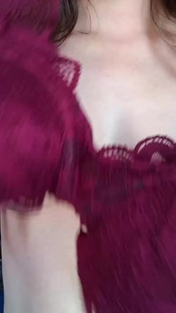 Amateur Petite Girl Lingerie Try-on