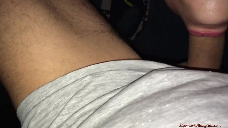 Glamour: 我会舔舐，吮吸和操逼直到我吞下！