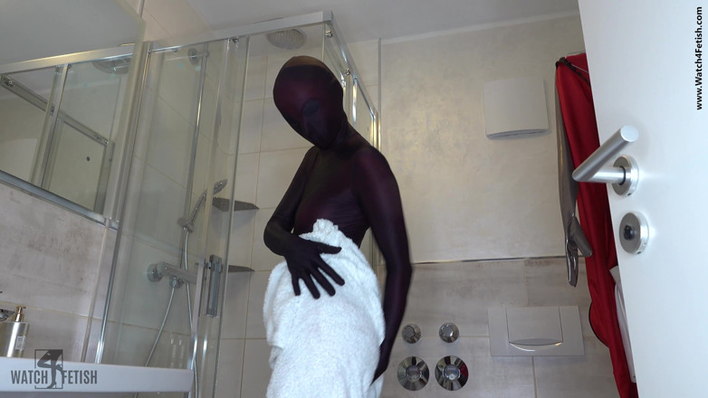 ZentaiDolls: Zentai ділдо весело в душі