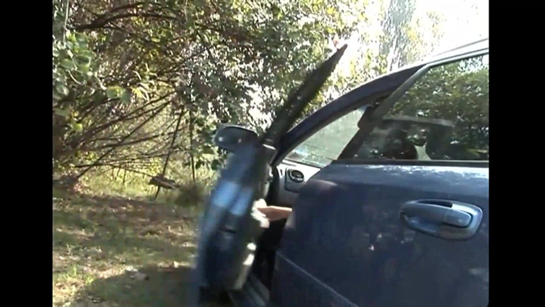 Still Slut: Tesão de masturbação ao ar livre para uma jovem ruiva...