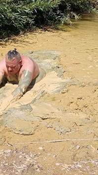 Mudbath in Creamy, Light Mud - Like Vanilla Pudding