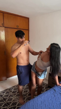 Saya Mengejutkan Awek Ini Dari Belakang