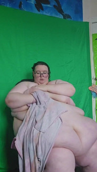 SSBBW po prysznicu Zmysłowy masaż