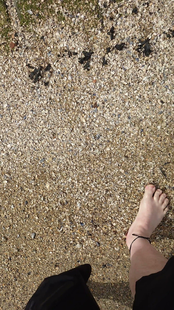 Footfetish: Barefoot in the September North Sea in Wangerland