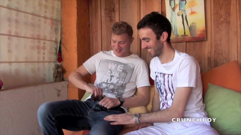 STRAIGHT BOY CURIOUS: Young straight boy sucking XXL cock of blond top