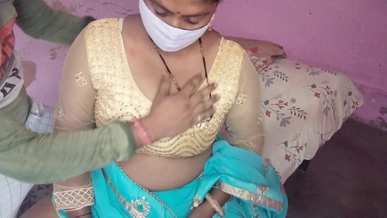 Yourgeeta8899: Adik ipar berehat, zakar saya tegak selepas melihat badan bogelnya.