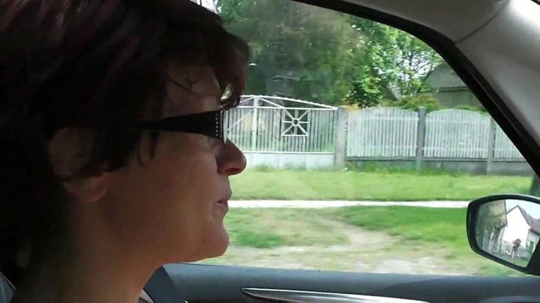 Yvette xtreme: Barefoot car driving