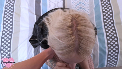 Arteya: Ojczym wrócił z pracy i pieprzył blondynkę w różnych pozach -...