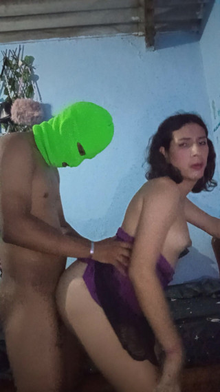 Femboy from Colombia: 敏感さ 私たちはここで触れ合っている