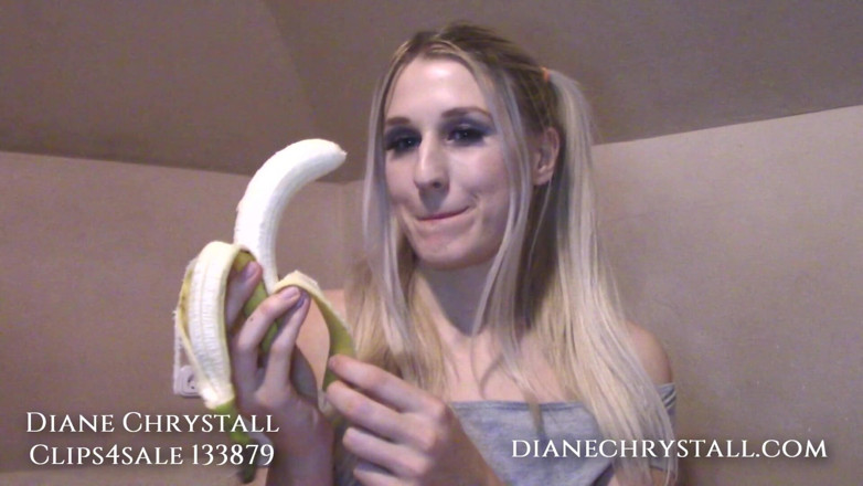 Diane Chrystall: I fucking love bananas! Feed me Stepdaddy!