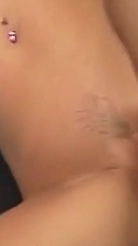 spust kapiący szklany guzzle - Lizanie dupy MILF połyka wszystko