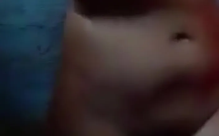 Love Queen 69: 18+ cô gái dễ thương tắm &amp; móc cua video