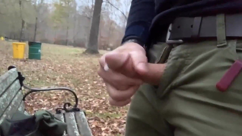 TJenner: Betrapt op aftrekken buiten bij het park maar nog steeds...