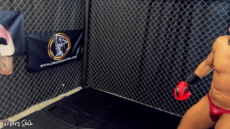 Mars solo: Boxspiel: Mars solo &amp;sam Stout gehen Handschuh zu Handschuh in diesem...