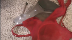 Perv Milfs n Teens: Une blonde passionnée à gros nichons prend une bite dans la...