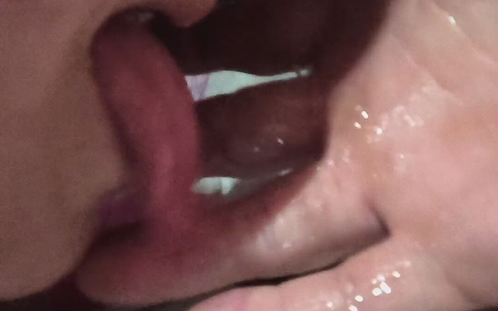 HerculesnVENUS: Zadek je otevřený doširoka pro toto péro překvapení