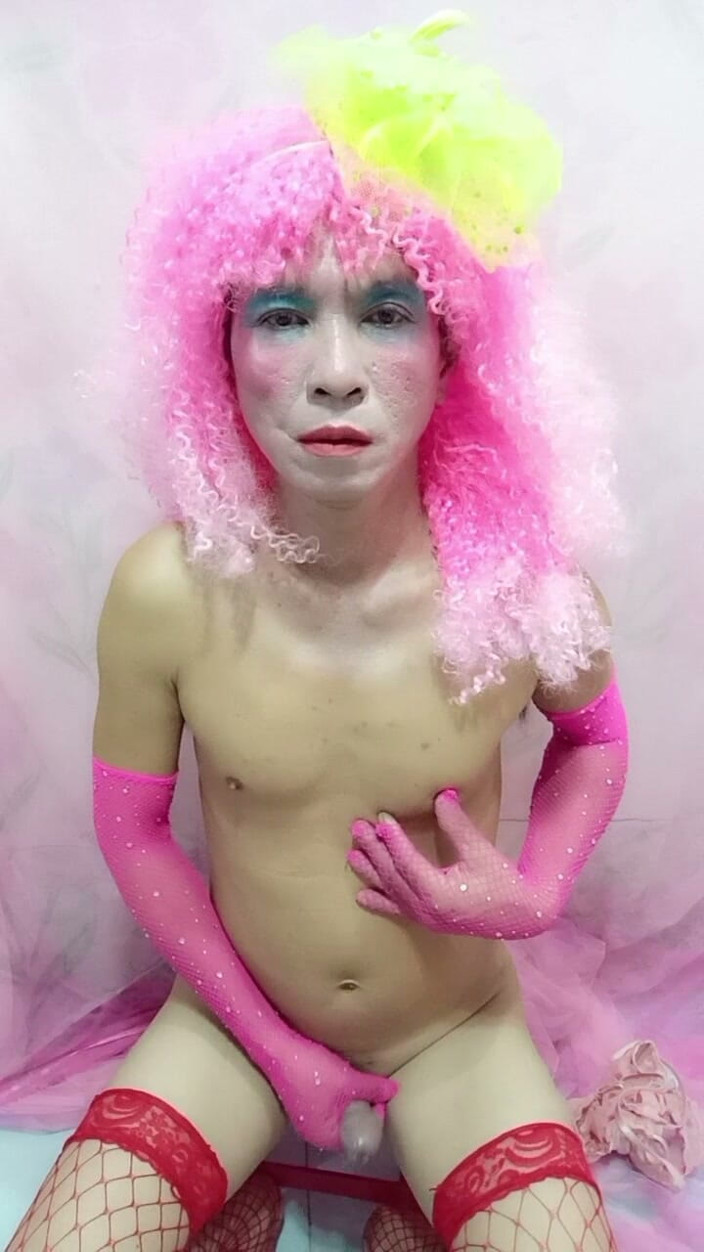 nguyen dang thien tri: Oanh Le Transgender Wearing Sexy Clothes