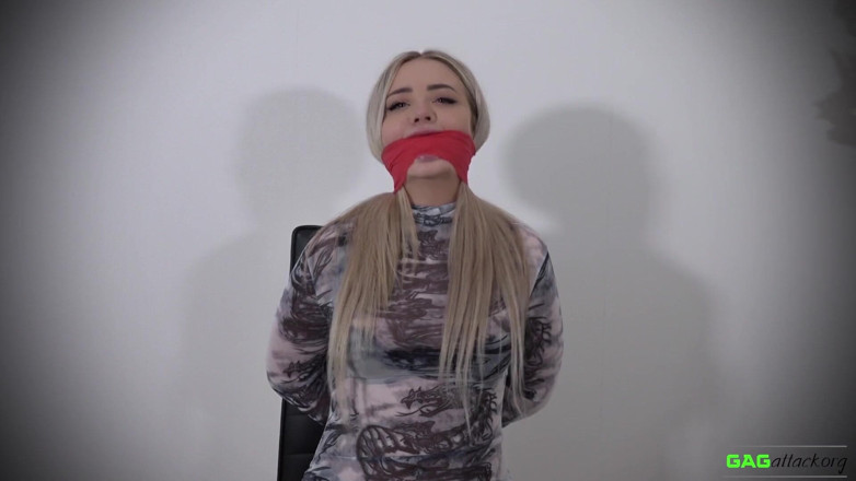 Gag Attack: Aubrey - várias engasgos
