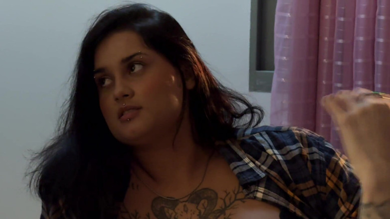 Quente club: Lesbian Maid Has a Crush on a Chubby Girl, a...