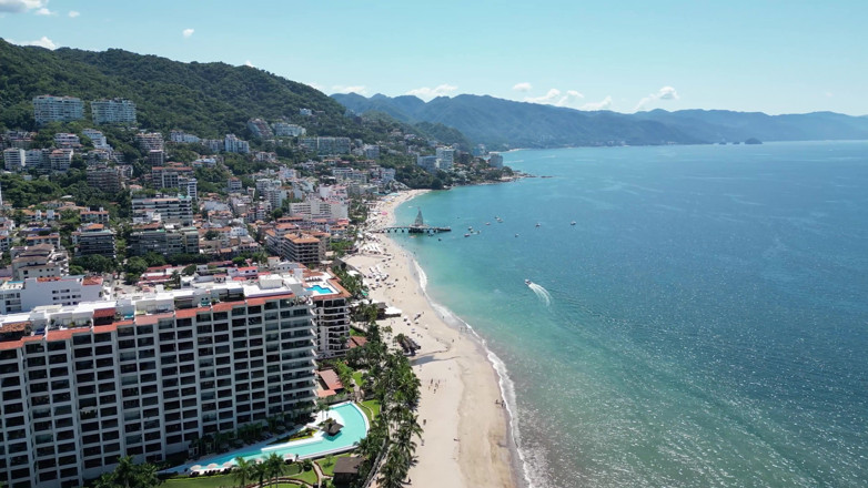 EROTICONLY: Brunette Babe Flashes Publicly Then Gets Pounded and Facialized