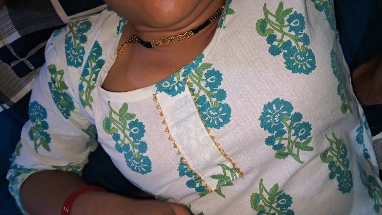 xshika: Une petite amie desi suce une grosse bite jusqu’à ce...