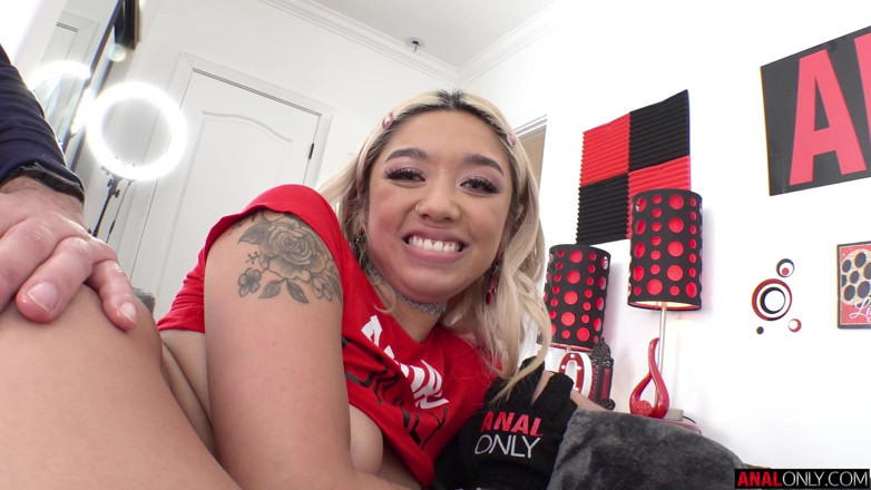 Anal Only: Gia verrà giù