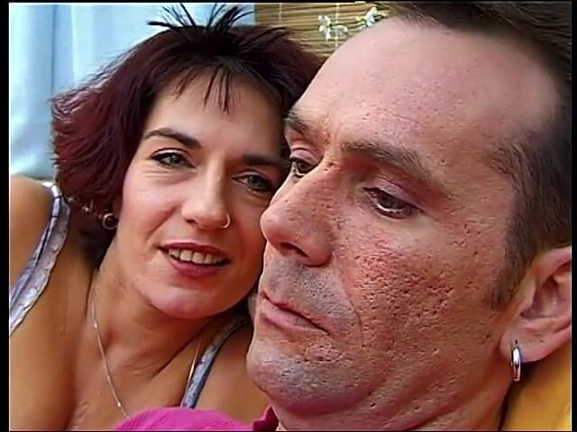 GERMAN PORN CLASSICS: Berlin Eroticx - Zpráva o sexu německých žen v domácnosti