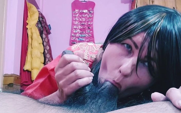 Bolly Karma: 超级辣妹的妻子尝试新体验试镜舔屁股，口交，屁股片