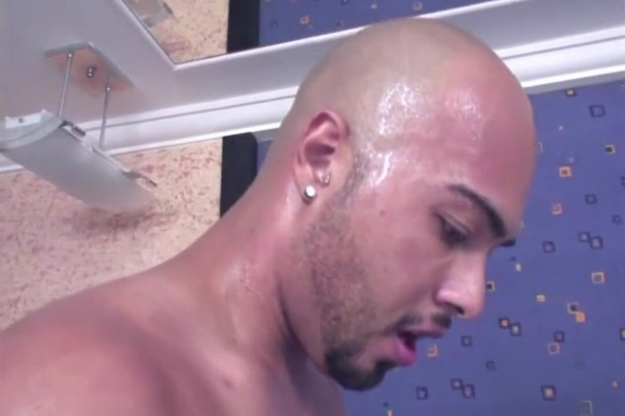She-Male X: Deep anal transsexual experience.... - (NO CONDOM)