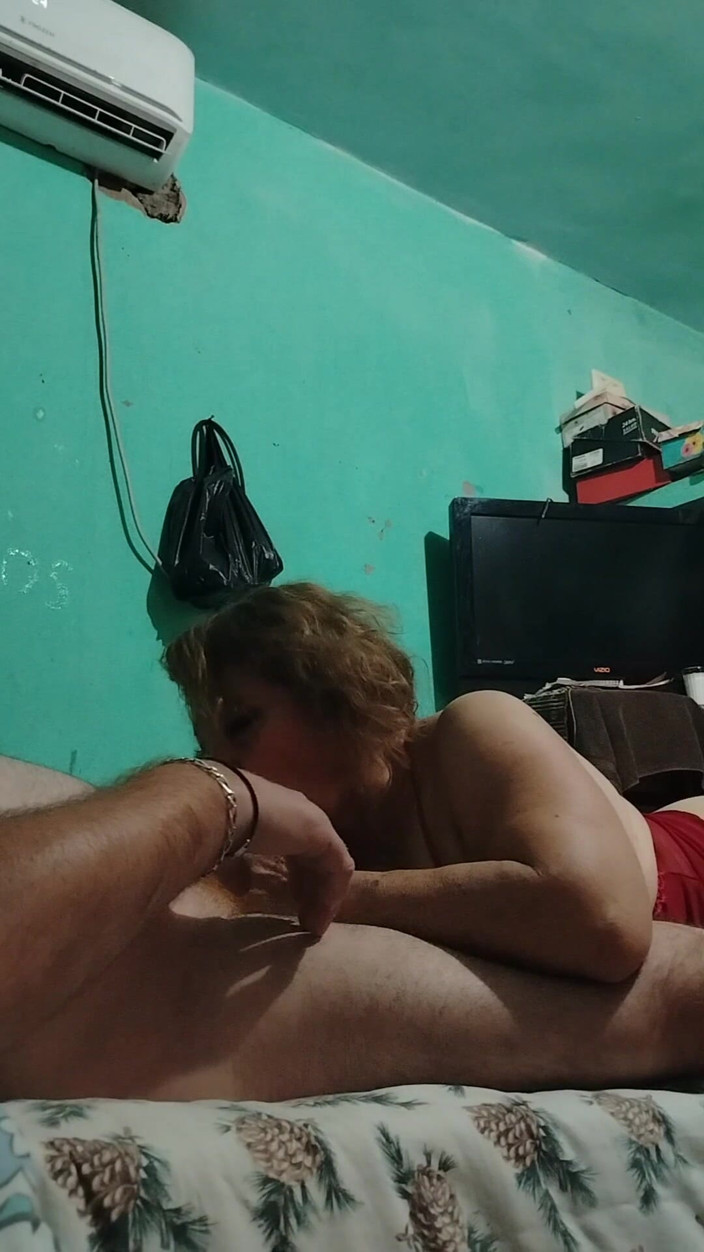 cextyu: Mature with a Big Butt