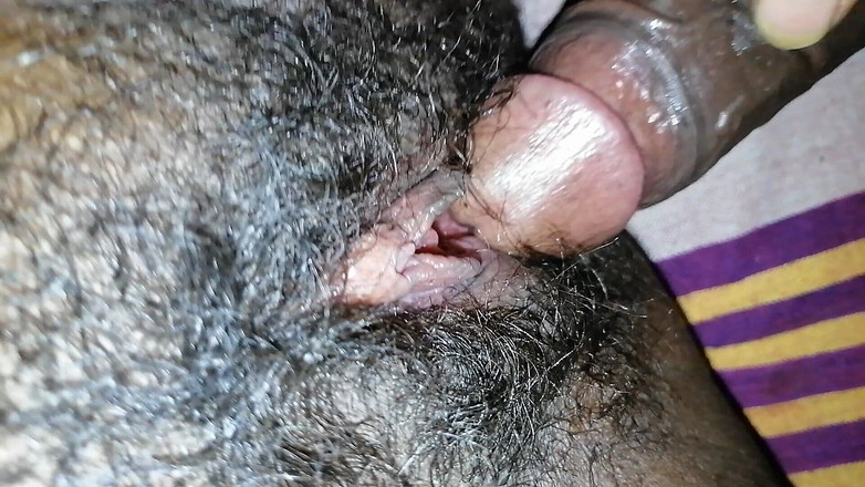 Sweety In Bed: 18+ moglie mi chiede di divertirmi prima di andare a...