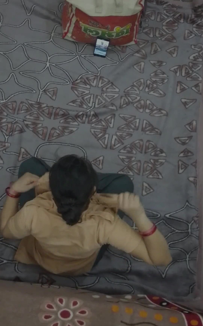 Khushboobhabi: School Ki Ladki Apne Teacher Ko Pussy Dikhai