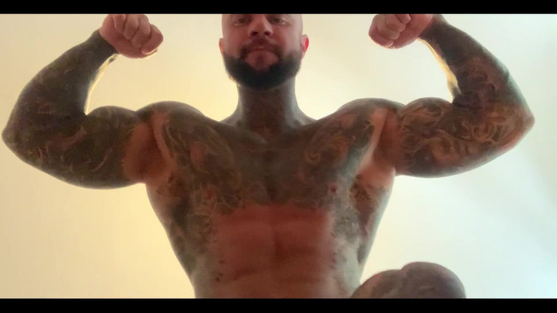 Jasons feet: Jag krymper dig ner och du blir så liten.