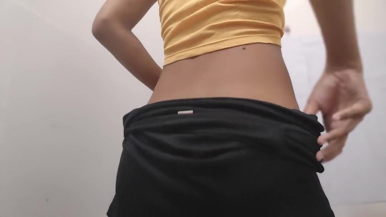 desigirl93: Ateşli desi Hintli Müslüman kız sana çıplak parmaklama videosu çekiyor