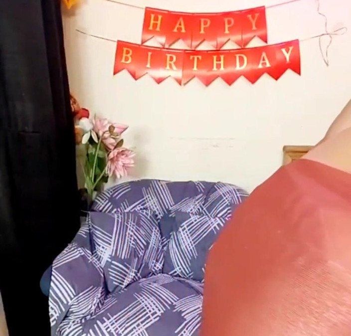 Sakina_Banu: Desi Lund se peitos massagem indiana indiana em pleno humor...