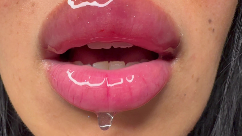 Asmr_mouth: Білі сперма в якості мого lipgloss