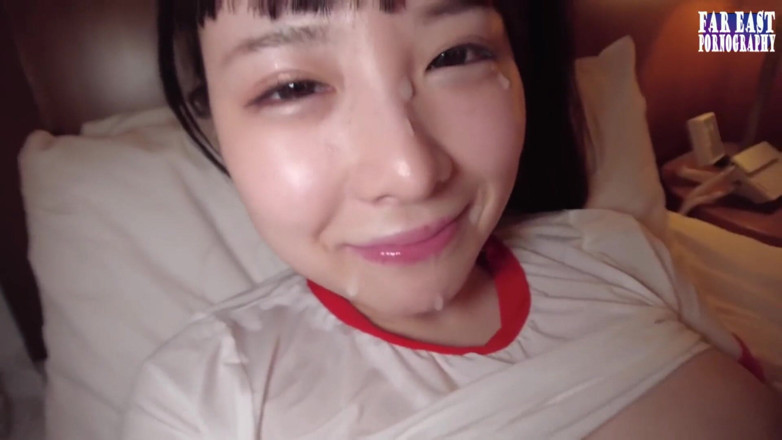 Far East pornography: Boneka seks dengan rambut gelap menggoda di kencan makeover yang...