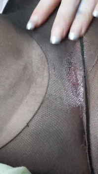 Squirting in My Tights