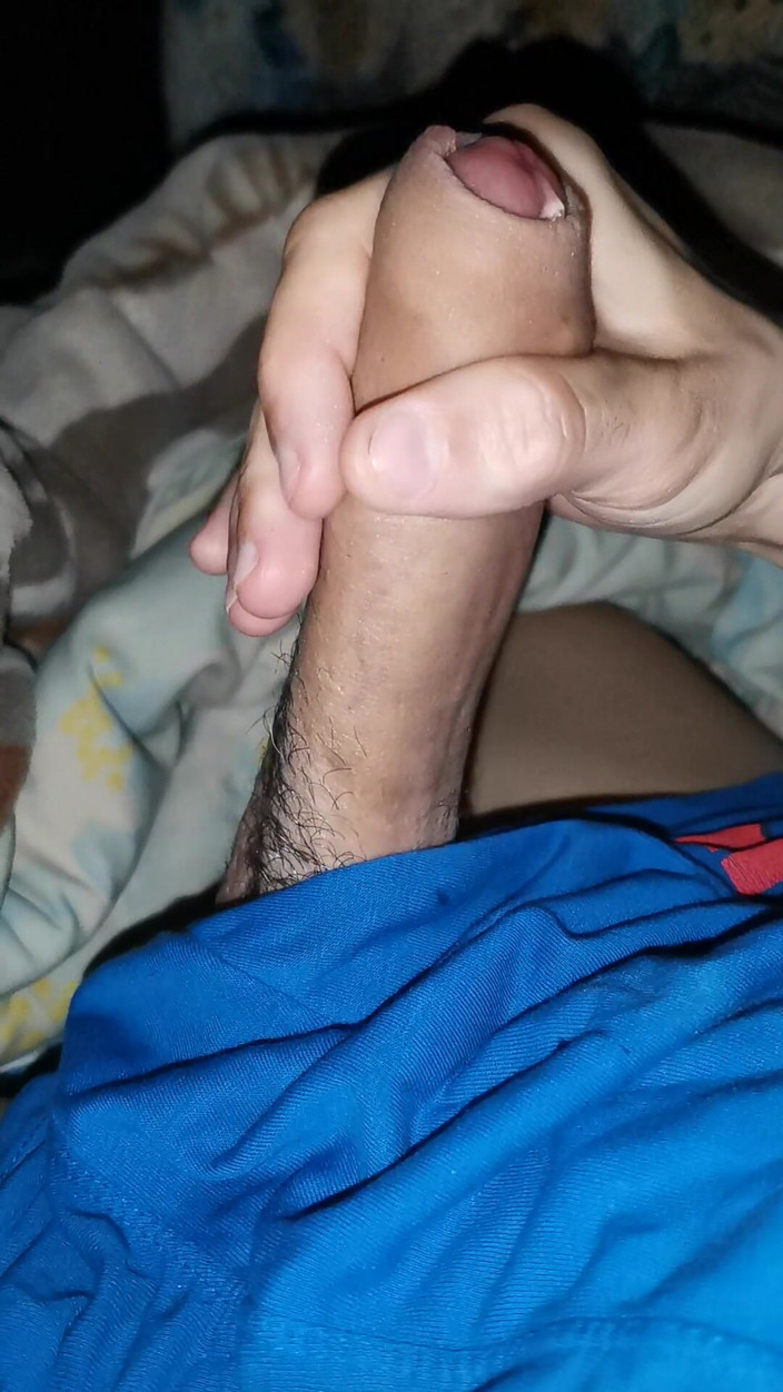 SEXY_GUYBEST: I Decided to Quickly Jerk off but Suddenly the Battery...