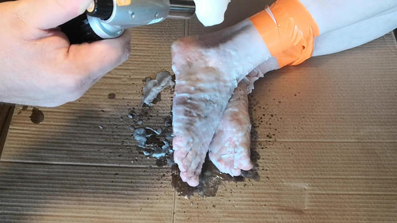 Bouncy Tits Action: Hot candle wax on my feet part 2
