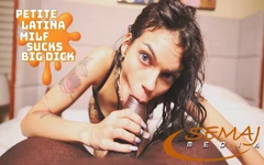 Semaj media tengere latina Sisi zuigt mijn grote zwarte lul en slikt!!