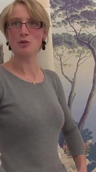 Muhteşem büyük memeli sarışın orta yaşlı seksi kadın derinden götten sikiliyor