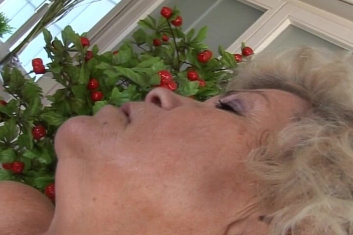 German amateur couples: Big Titted German Granny Got to Play with Her Perfect...