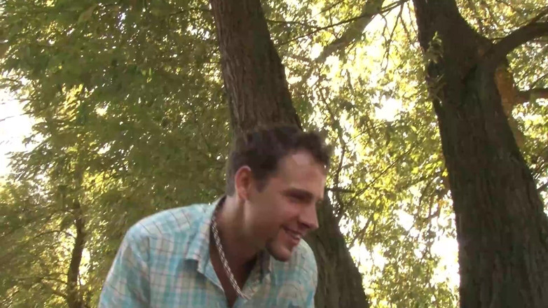 German Porn: Sexy holky kouří obrovského ptáka, kompilace venkovního šukání a stříkání