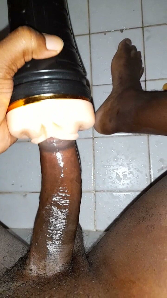 Islandvibes69: Jerking off S12 Ep9