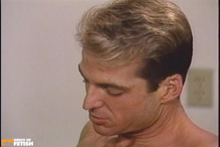 Gay Diaries: Muscular Man Fucks Mouth and Asshole of the Guy Who...