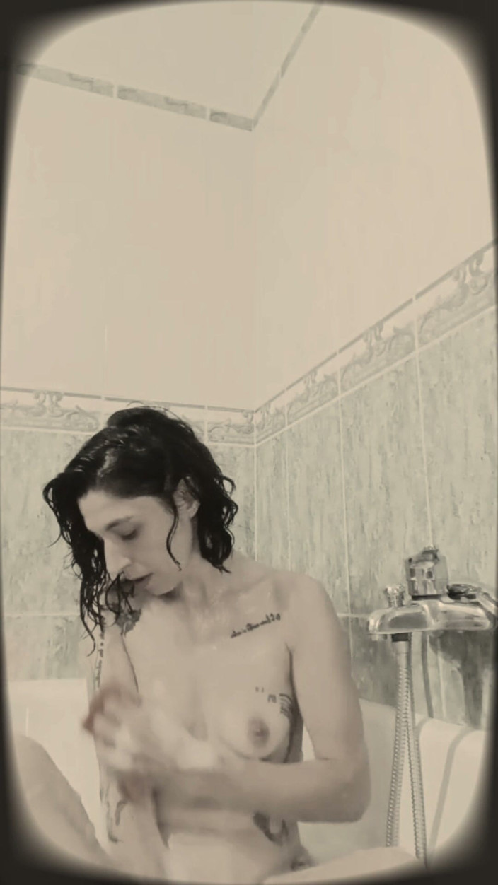 Akasha7: A Delightful Mid-afternoon Bath