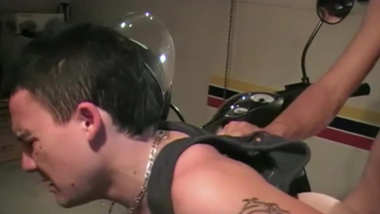 French Twinks Amator videos: İki seksi arkadaş eğlenmek için sikişiyor