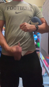 Alpha Stud Jockdad87 rzuca mnóstwo futbolu